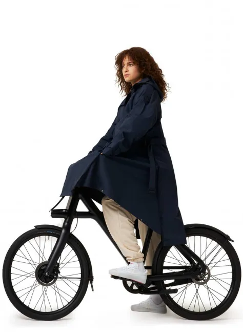 Trench de pluie long vélo - Maïum Amsterdam  | JE SUIS À VÉLO